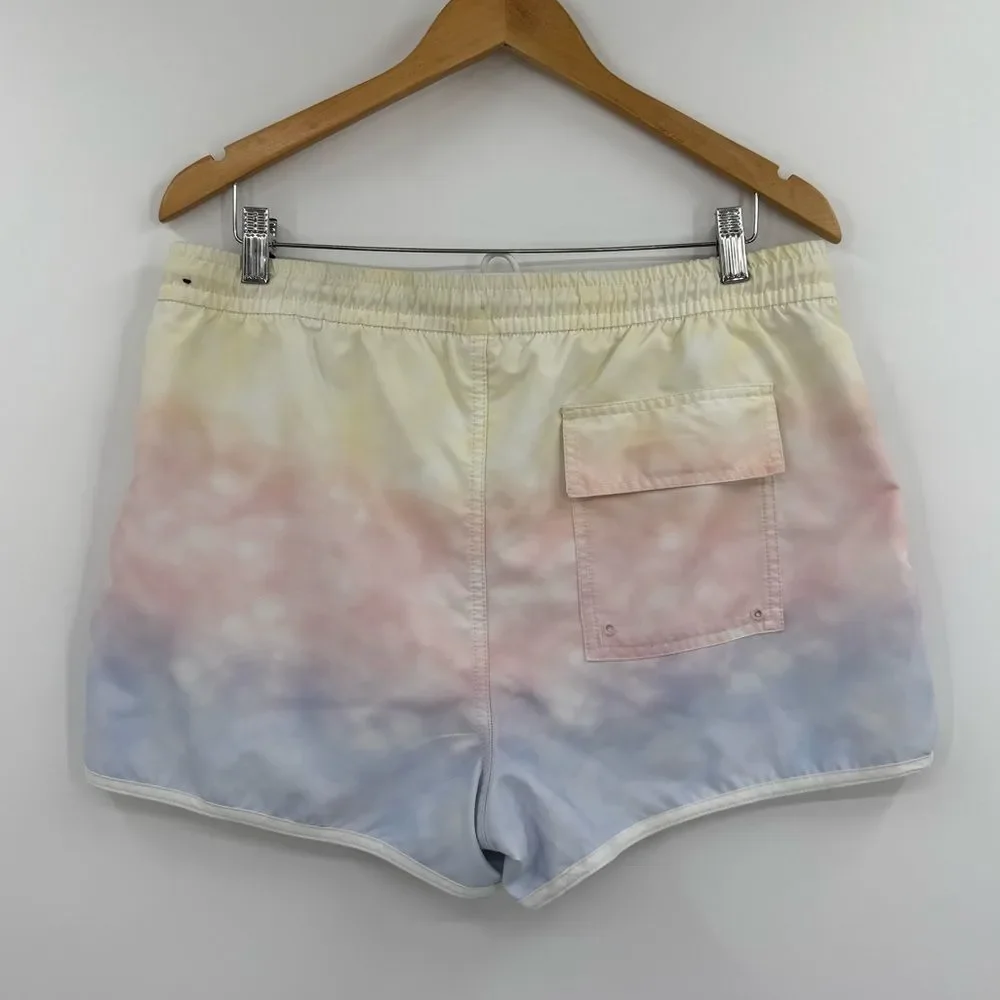 Abercrombie & Fitch style swim